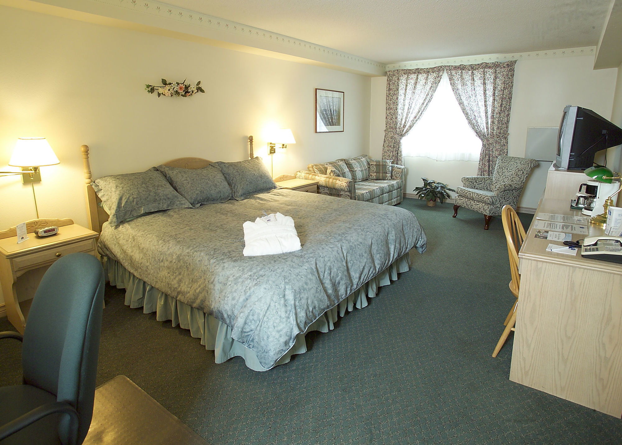 Quality Inn & Suites Батерст Экстерьер фото