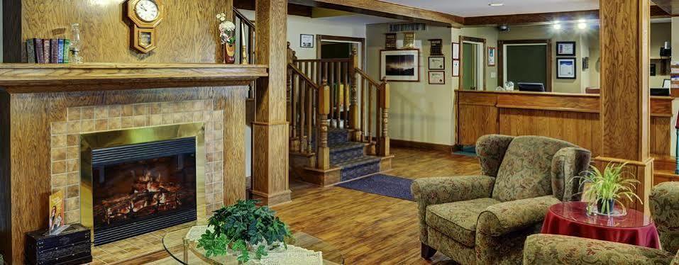 Quality Inn & Suites Батерст Экстерьер фото