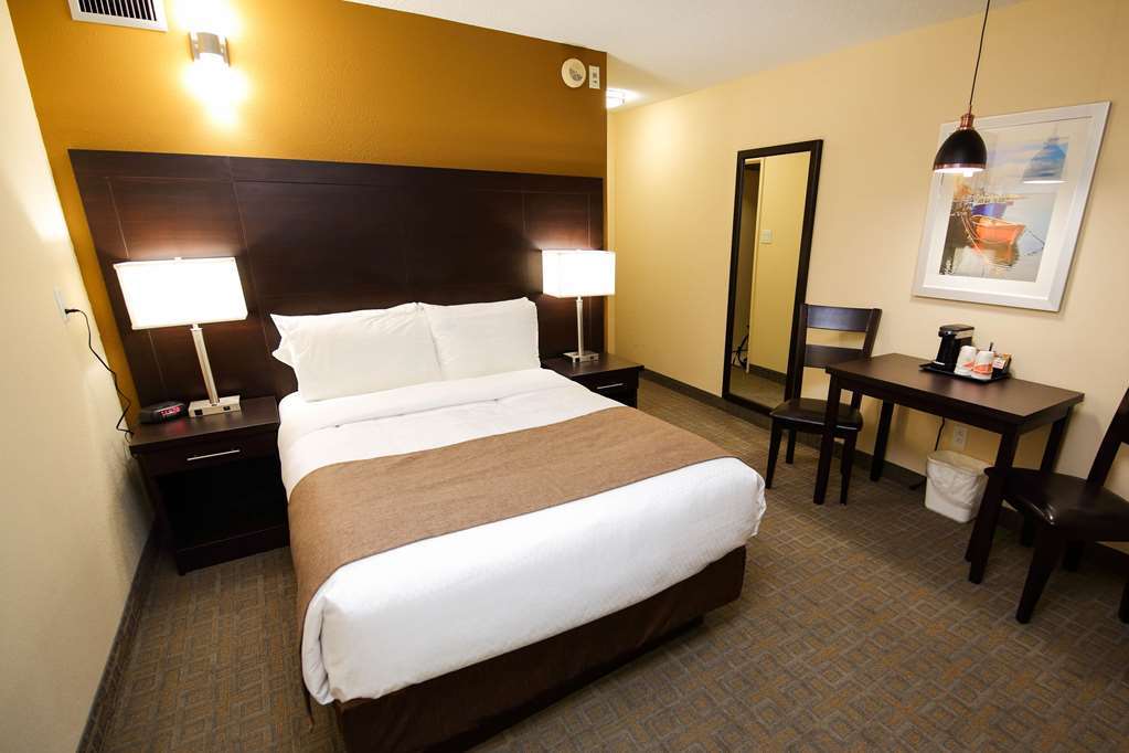 Quality Inn & Suites Батерст Номер фото